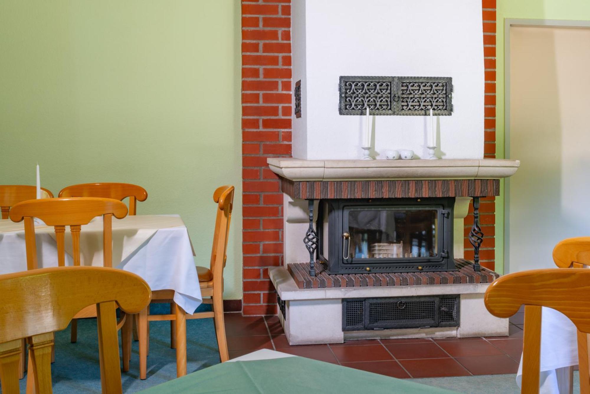 Waldhotel Schoeneiche -Self Check-In- Екстериор снимка